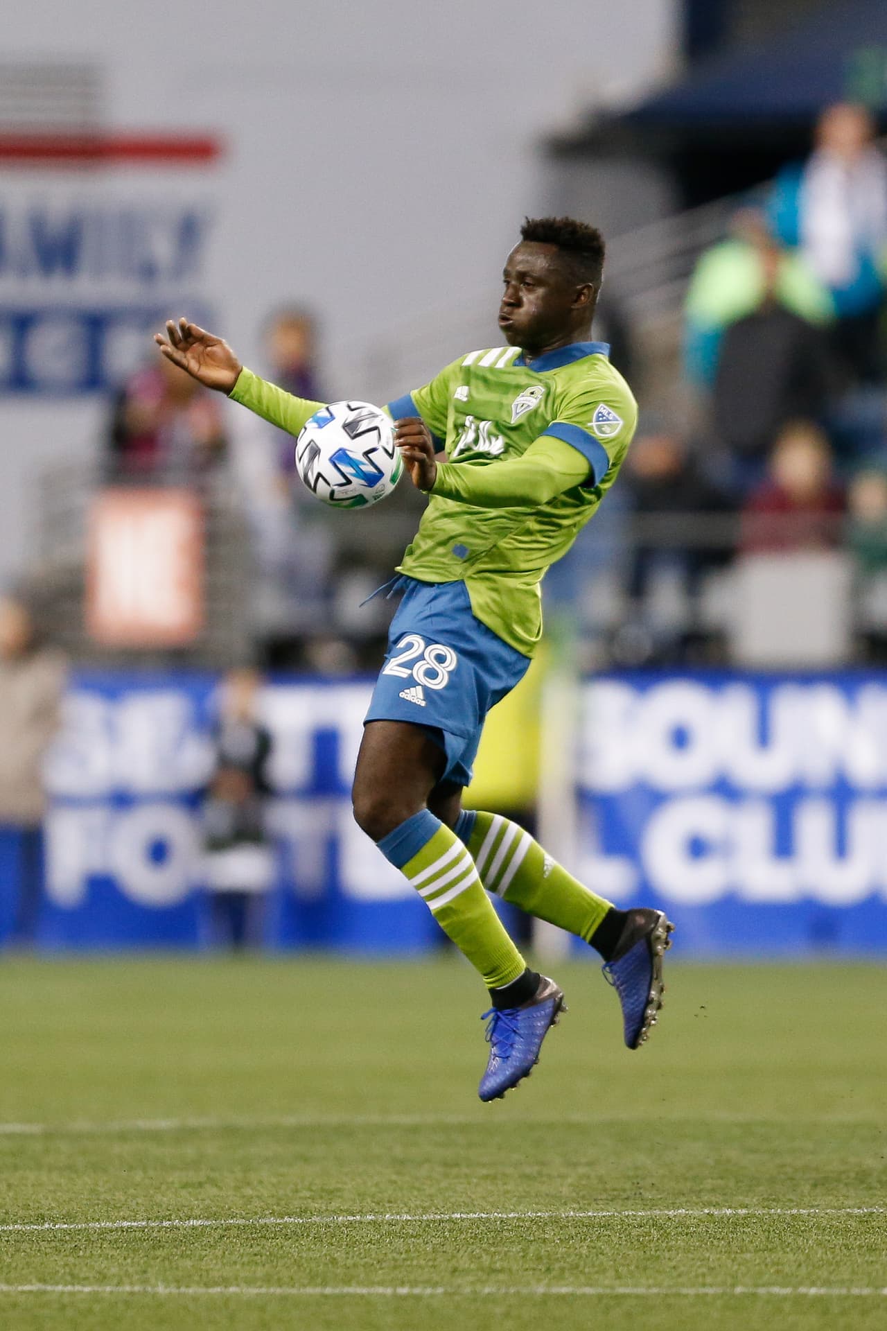 <b>YEIMAR GÓMEZ ANDRADE - </b>El central colombiano otorgó una renovada solidez a la última línea de Seattle Sounders en 2020. El futbolista que llegó desde la primera división argentina mostró una excelente forma, tanto en la temporada regular como en los Playoffs.
<br>