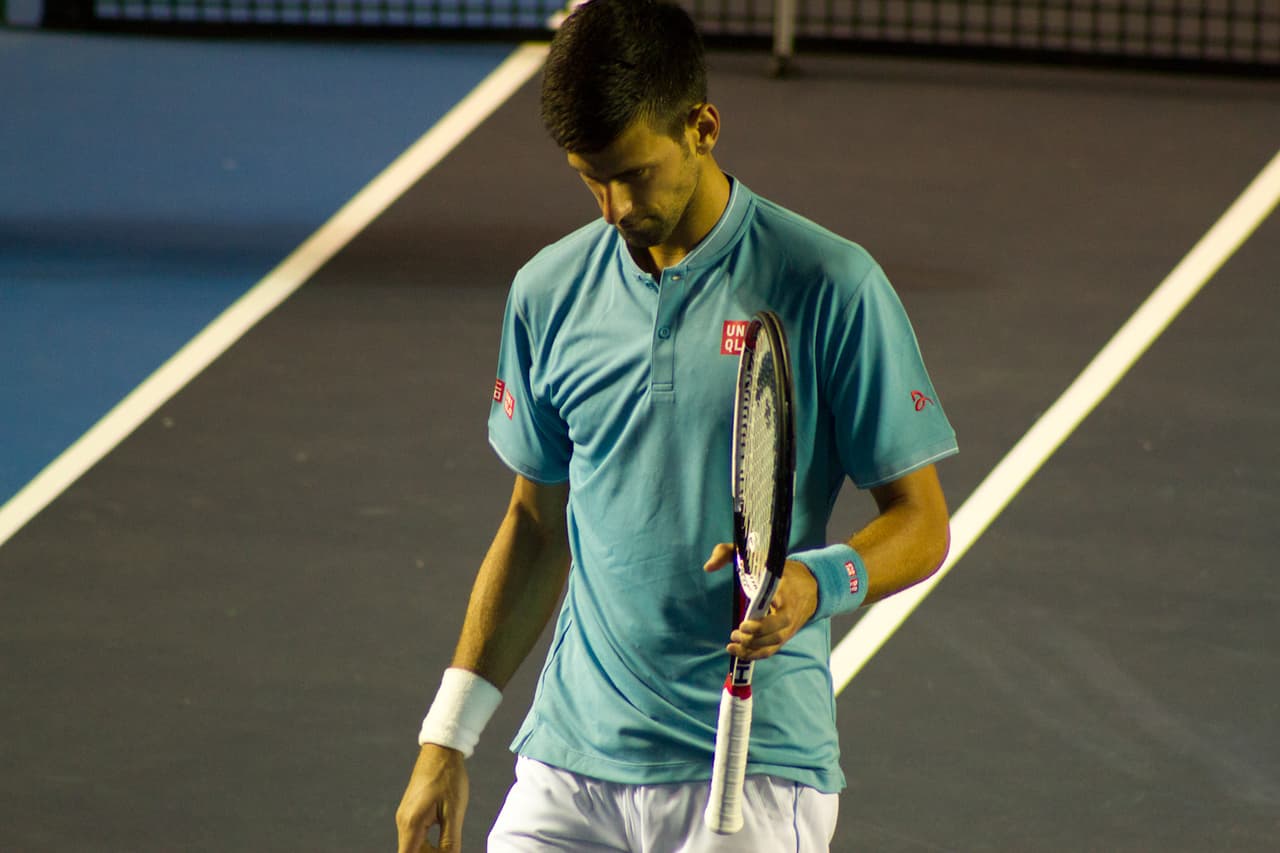 Nick Kyrgios eliminó al favorito del Abierto Mexicano, el serbio Novak Djokovic, número dos en la siembra de la ATP. El australiano dio una demostración de potencia y precisión con su saque que se tradujo en 25 aces para acceder a las Semifinales.