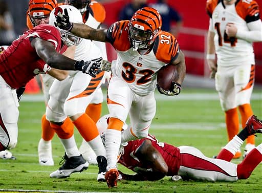 Los Cardinals salieron avantes en Domingo por la Noche al batir en el último momento a los Bengals 34-31. Acá las mejores tomas del partido.