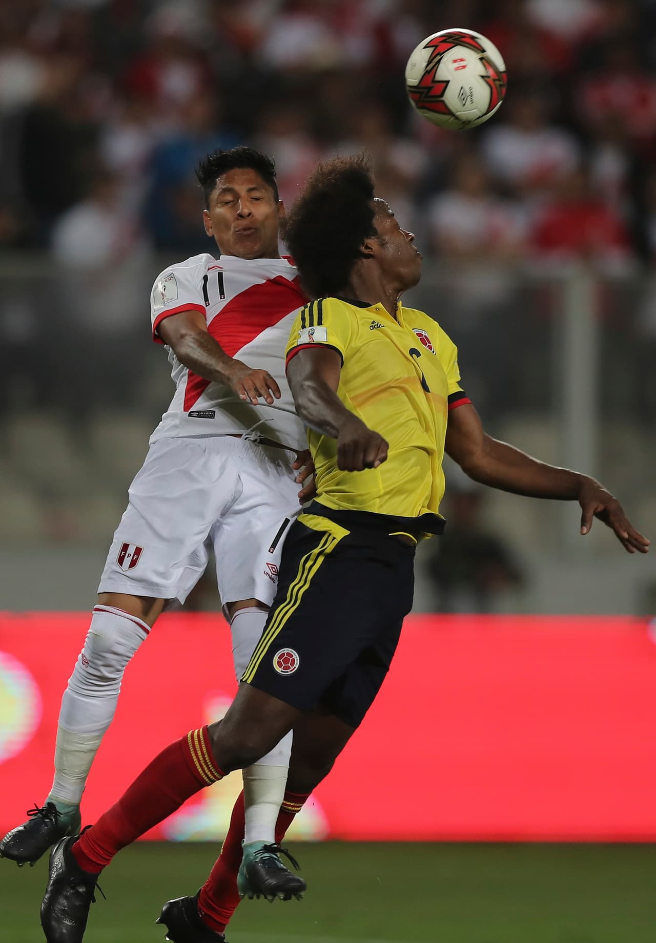 Raúl Ruidíaz (Perú): el delantero de los Monarcas se reportó en el juego ante Colombia (1-1). Ingresó al minuto 71. Ante Argentina (0-0) se quedó en el banco de suplentes.