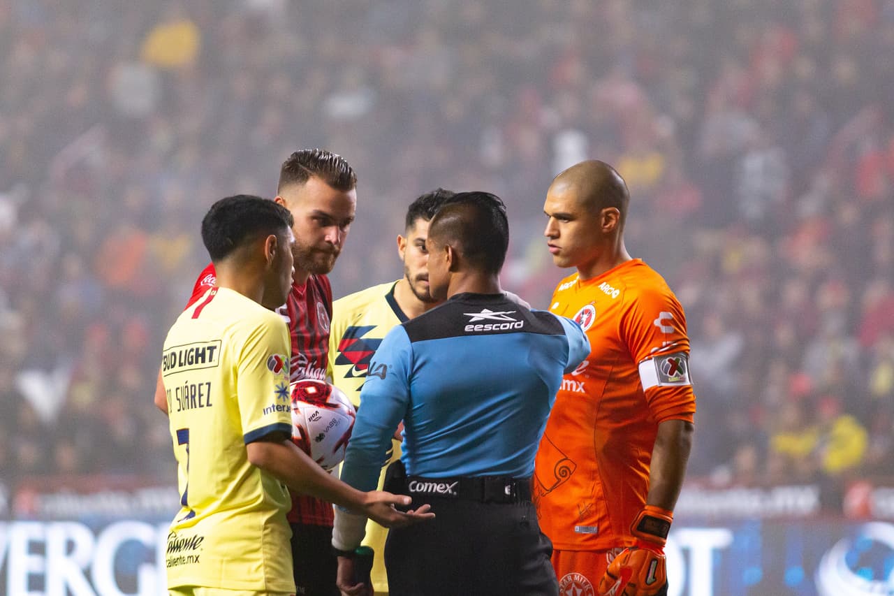 ¿Era o no era? VAR corrigió penal en favor de América