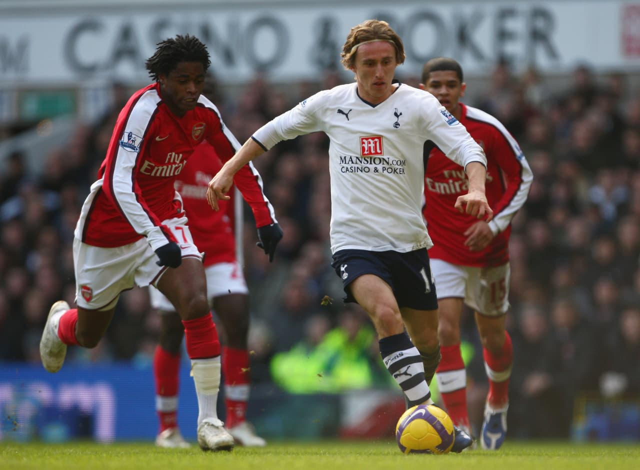 En el vestidor de los “gunners” aún se dejaba sentir el aura de aquel Arsenal de los campeones invencibles del 2004.