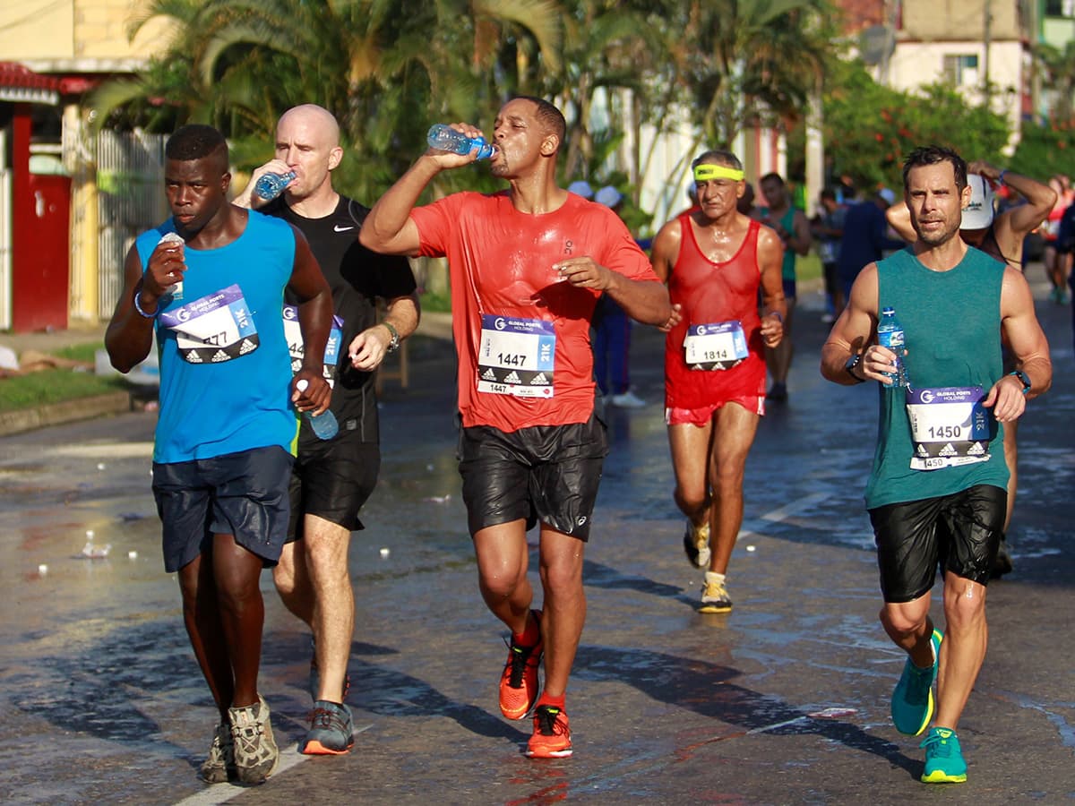 En la edición 32 de Marahabana hubo la participación de 278 estadounidenses, 90 mexicanos y 84 francceses, siendo los países con más participantes.