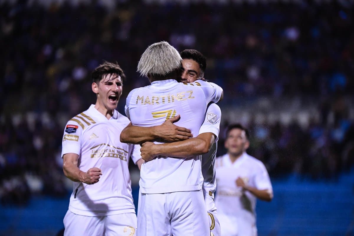 ¡Los Martínez en sincronía! Combinaciones de lujo entre ‘Pity’ y Josef rescatan a Atlanta en Honduras