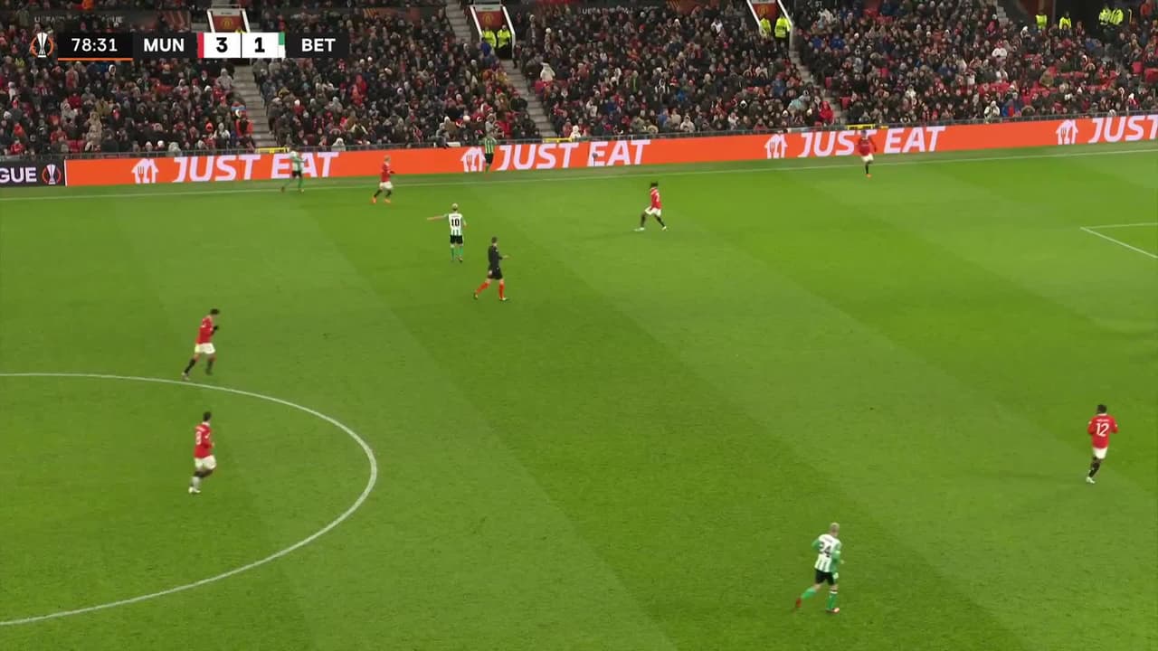 ¡TIRO ATAJADO! disparo por Antony.