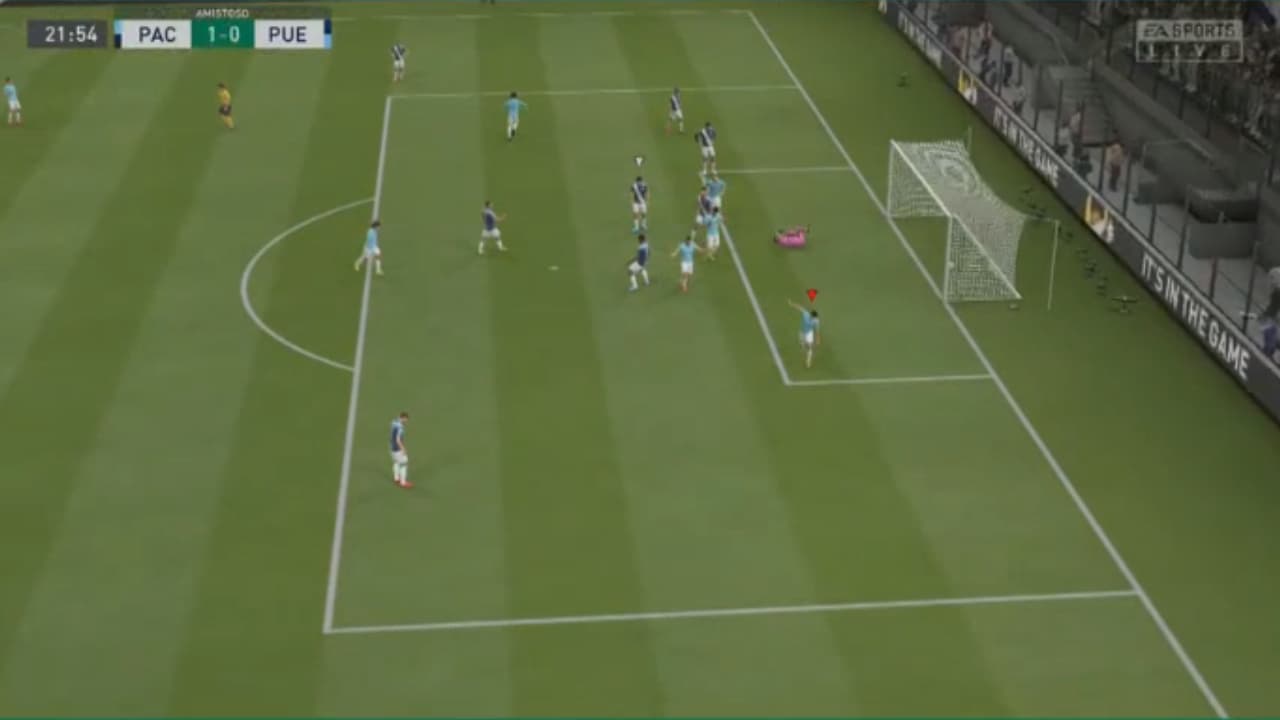 Romario Ibarra, representante de Pachuca, tundió a Santiago Ormeño y el sueño poblano comienza a desmoronarse.