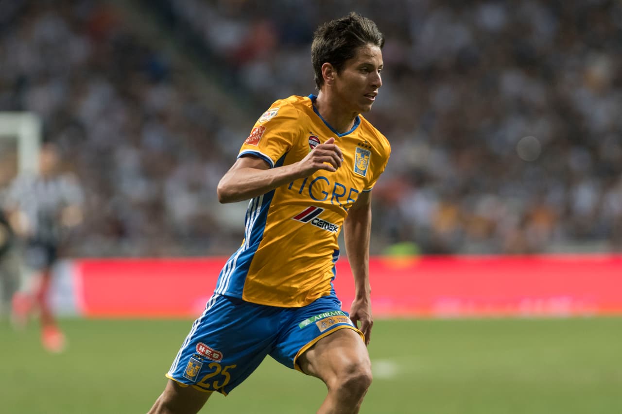 Jurguen comenzó a brillar rápidamente con el Pachuca, incluso el Chelsea ofreció cuatro millones de euros por él y el Pachuca los rechazó.