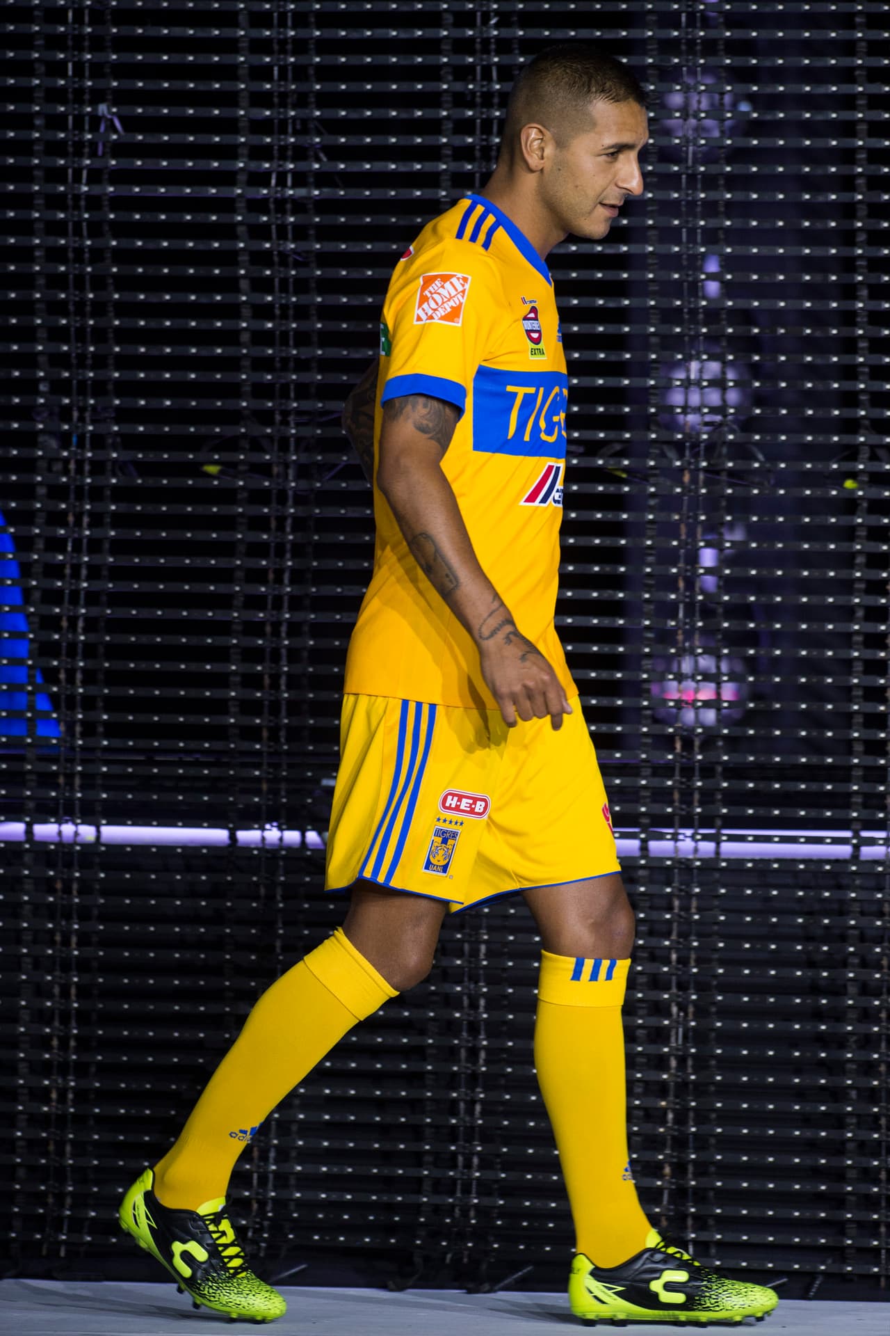 Nuevo uniforme Tigres Apertura 2017.