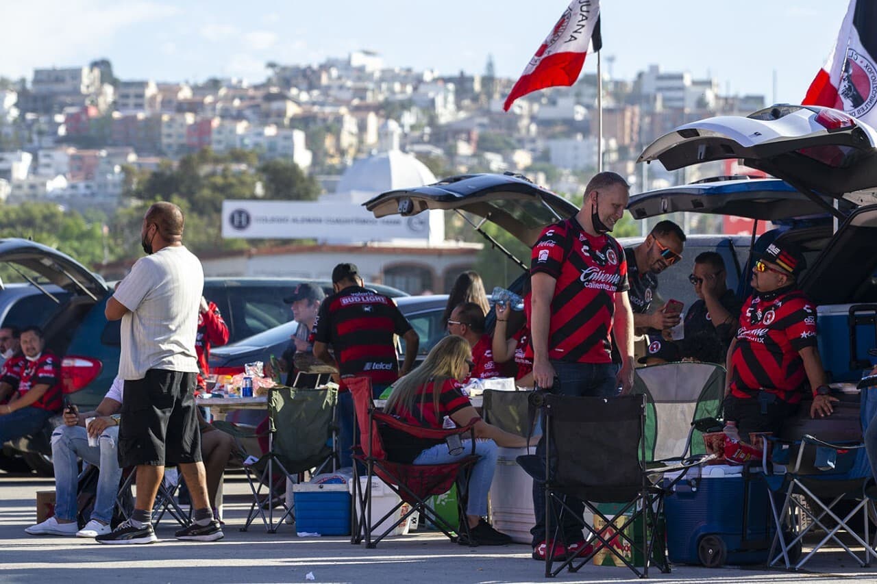 Los asados previo al encuentro no se hicieron esperar como ya es tradición en Tijuana.