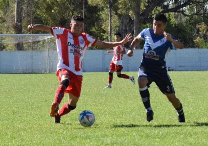 El Sansinena jugó contra La Armonía por la 10ª fecha del Clausura Oscar Morán.