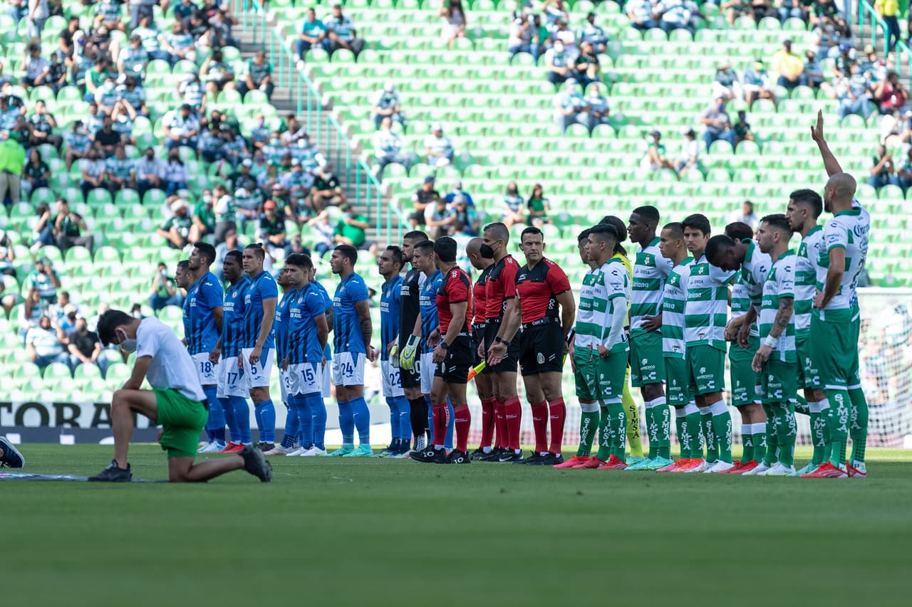 ¿Campeonitis? Cruz Azul sigue sin ganar después de que Santos Laguna le arrebató el empate como local en la reedición de la Final del torneo anterior de Liga MX.