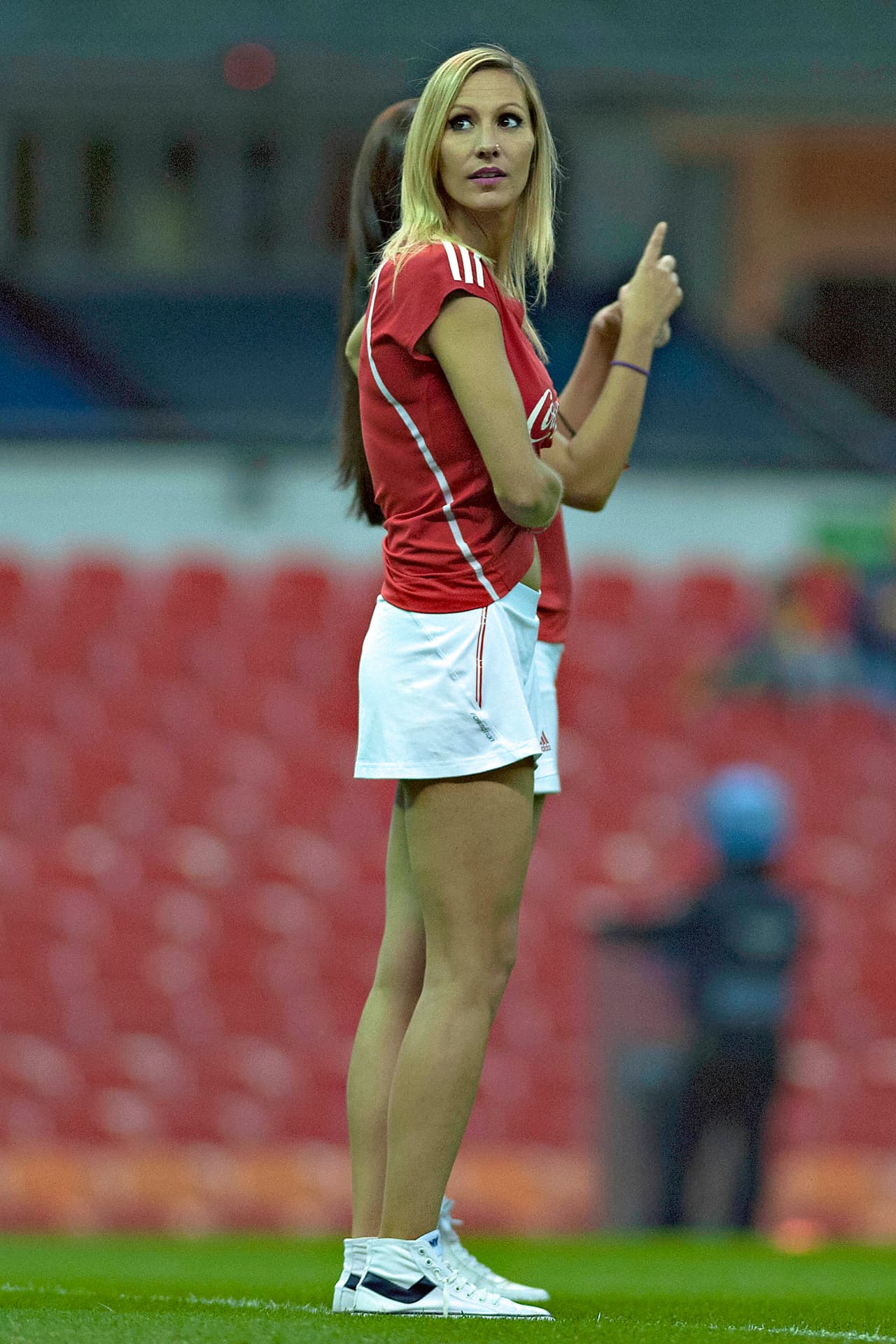 La bellas porristas en la ida de cuartos