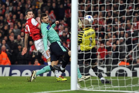 El holandés fue el encargado de volver a la vida a los ingleses cuando ya se perfilaban los últimos minutos del encuentro.