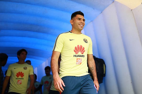 Silvio Romero admitió tener diversas opciones pero está ilusionado por jugar con Independiente.