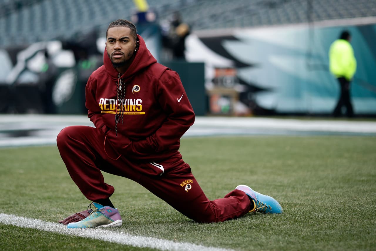 Washington Redskins' DeSean Jackson warms up before the first half of an NFL football game against the Philadelphia Eagles, Sunday, Dec. 11, 2016, in Philadelphia. (AP Photo/Matt Rourke)
