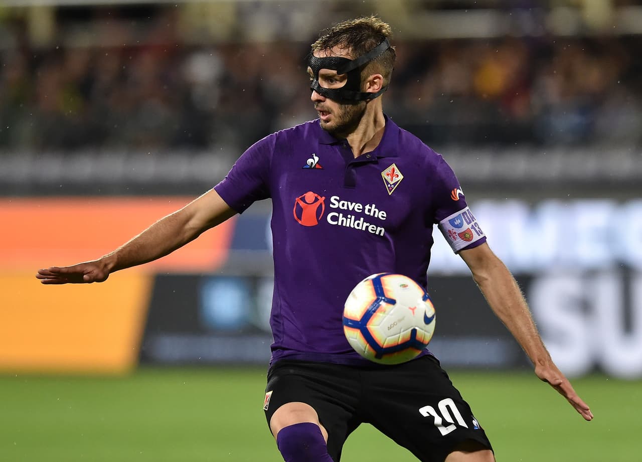 El argentino Germán Pezzella, de acuerdo a medios italianos, pasaría de la Fiorentina al Napoli, que ya ofertó por él.
