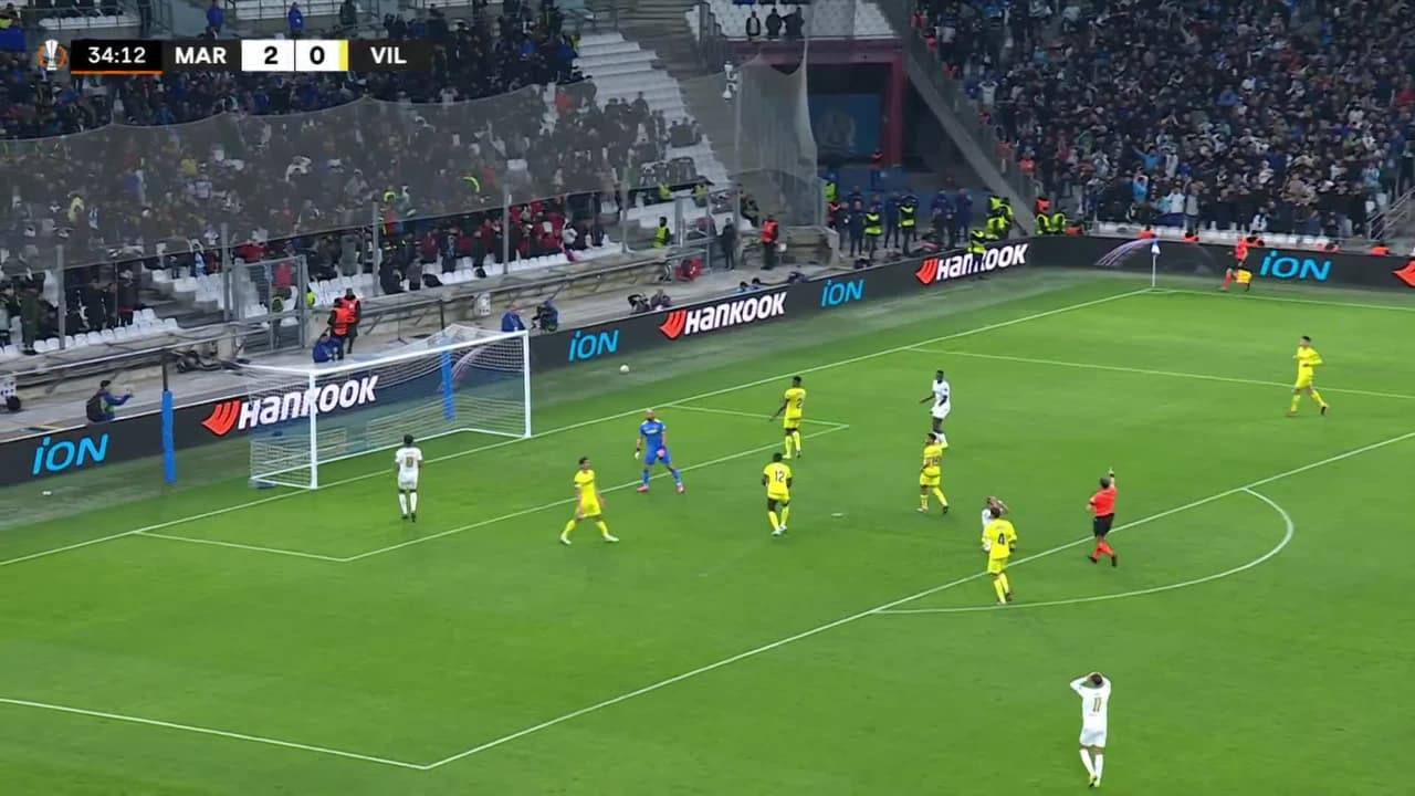 ¡TIRO ATAJADO! disparo por Iliman Ndiaye.