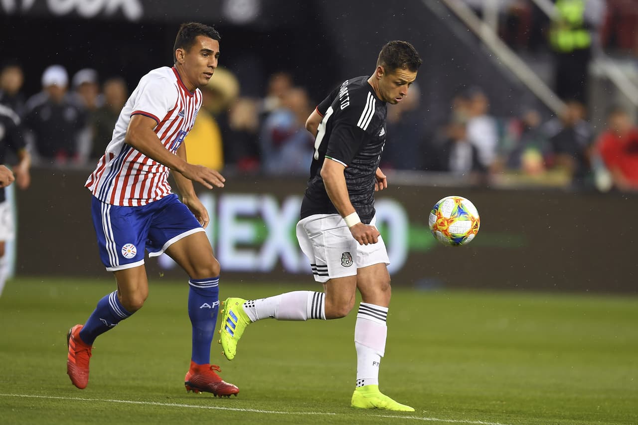 Pero esto no se quedó ahí. El equipo mexicano empujó y sacó provecho del buen momento que vivía, mientras los guaraníes estaban contra las cuerdas, mareados, a punto de tambalearse.