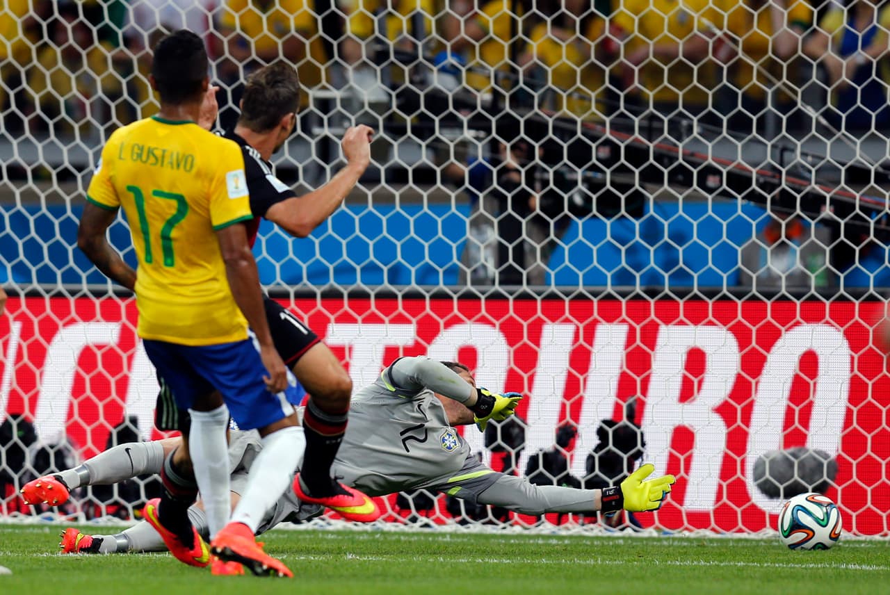 Alemania fue una máquina impresionante, que incluso se dio el lujo de golear 7-1 al local Brasil y poner a Miroslav Klose con 16 goles como el máximo goleador en la historia de los mundiales.