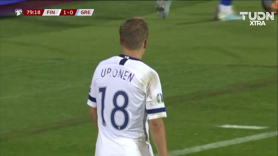 Tiro de esquina para Finland