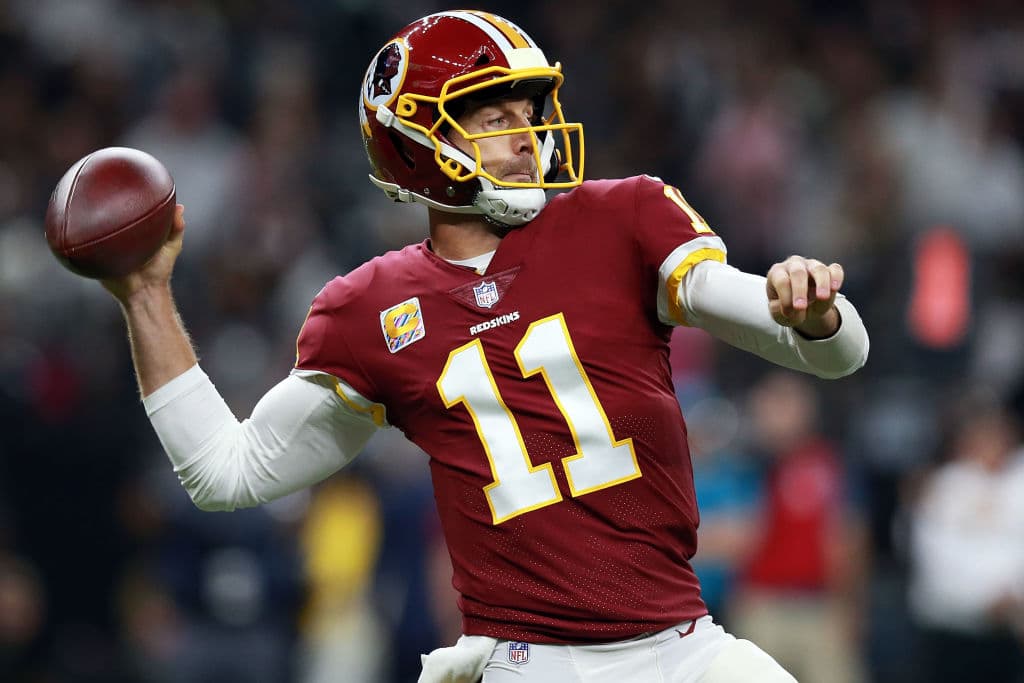 Alex Smith completó 23 de 39 pases para ganancia de 275 yardas con una intercepción, y fue capturado en tres ocasiones. Washington quedó con récord de 2-2.