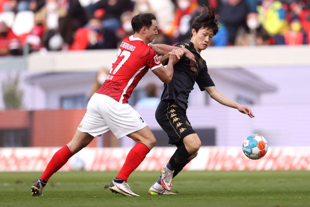 Bochum agarra distraido al Bayern Munich y los golean 4-2, Borussia Moenchengladbach hace su partido y vencen 3-2 al Augsburg, Eintracht Frankfurt echa a perder la ventaja de la localía y caen 0-2 con el Wolfsburg, Greuther Furth logra imponerse 2-1 al Hertha Berlín y Freiburg y Mainz cierran con un entretenido empate 1-1.