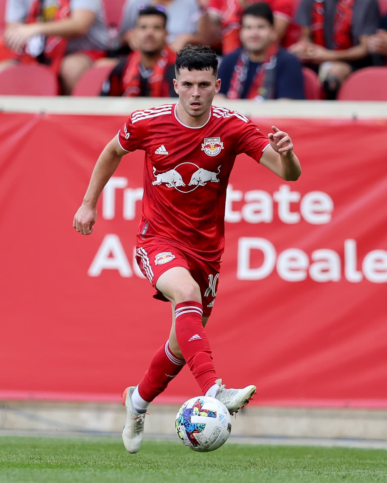 Delantero - LEWIS MORGAN (New York Red Bulls)
<br>