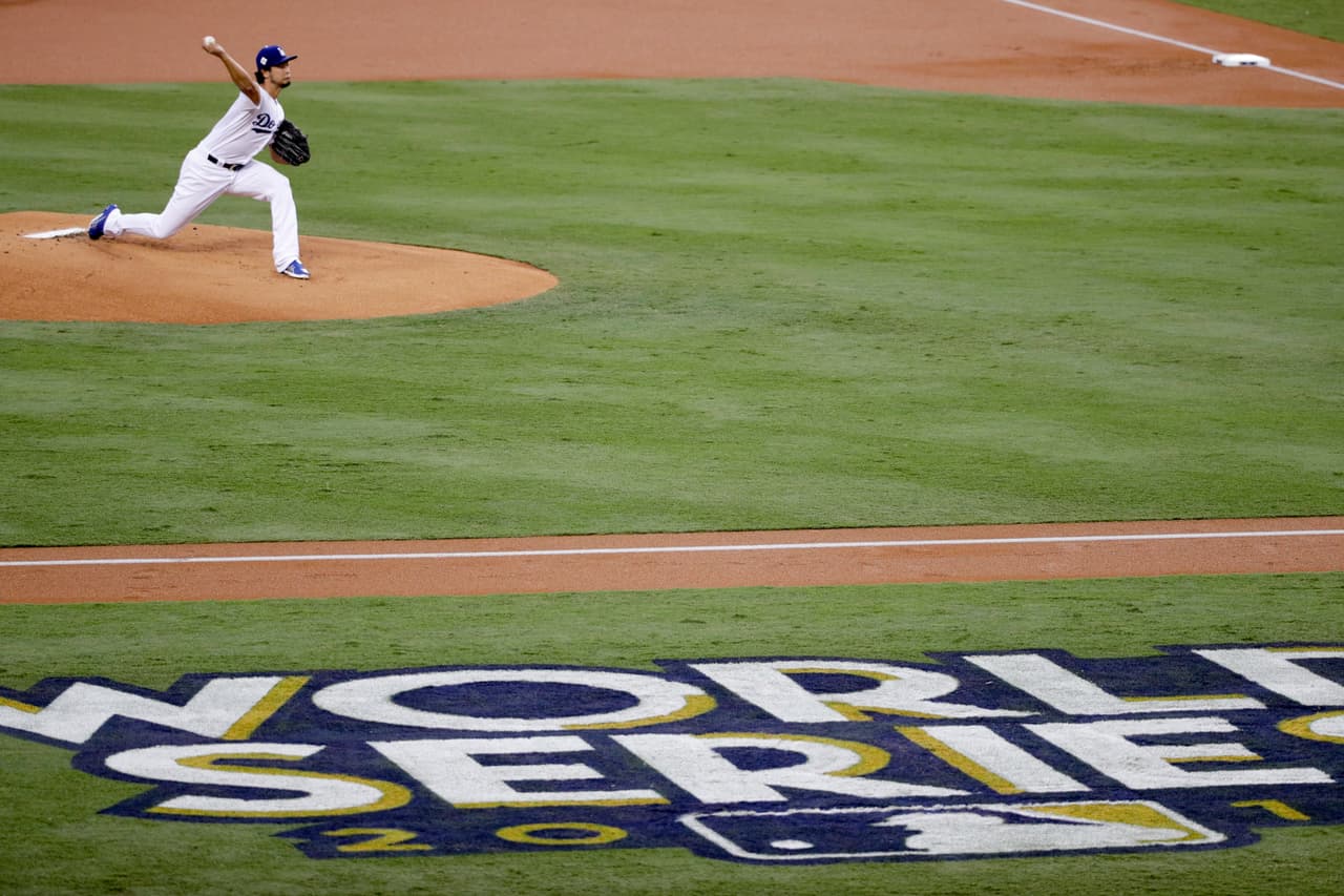 El japonés Yu Darvish fue el lanzador abridor de los Dodgers y la noche empezó con problemas para los angelinos.