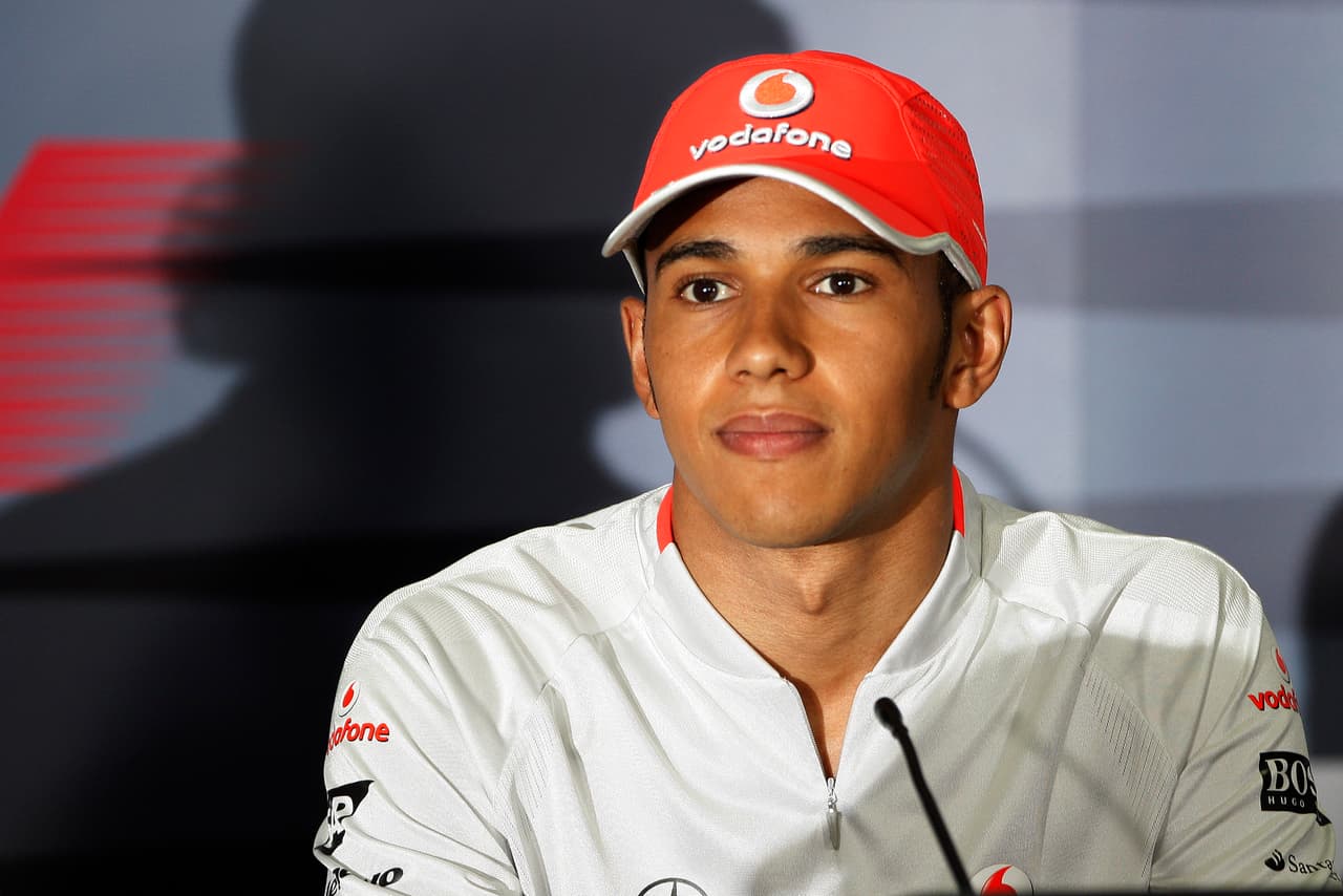 Con 99 victorias y siete títulos mundiales (2008, 2014, 2015, 2017, 2018, 2019 y 2020), el británico Lewis Hamilton quiere ser el primer piloto que consigue ocho títulos mundiales.