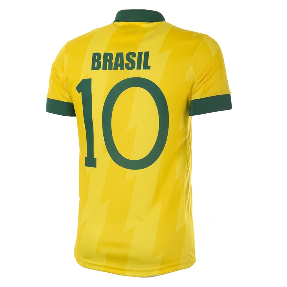 La popular banda de rock Pearl Jam anució este miércoles su nueva línea de playeras futboleras con algunos países que harán parte de la Copa del Mundo de Rusia 2018. España, Argentina, Brasil, México, Inglaterra, entre otros, hacen parte de esta hermosa colección.