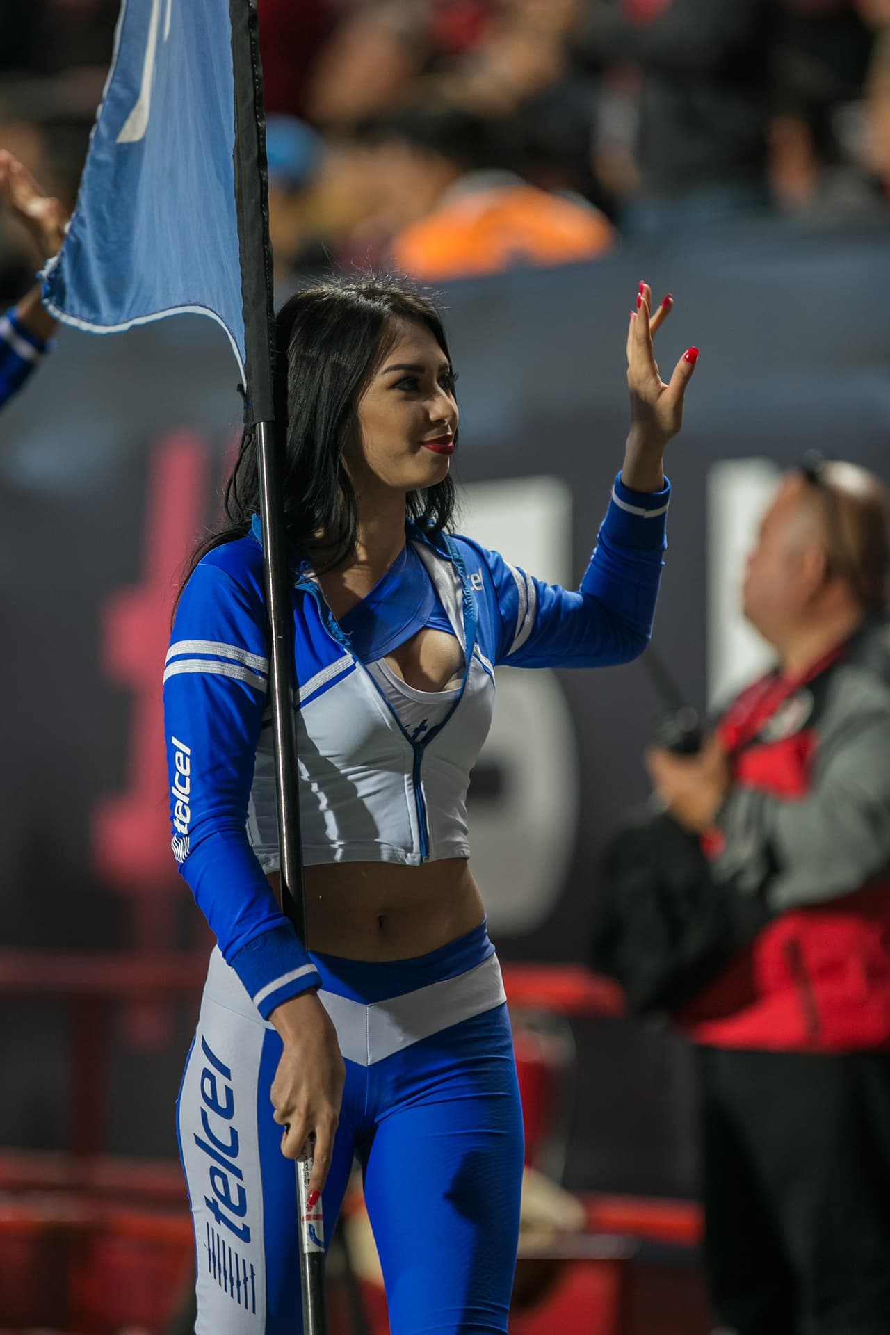 La belleza de las porristas en la fecha 16