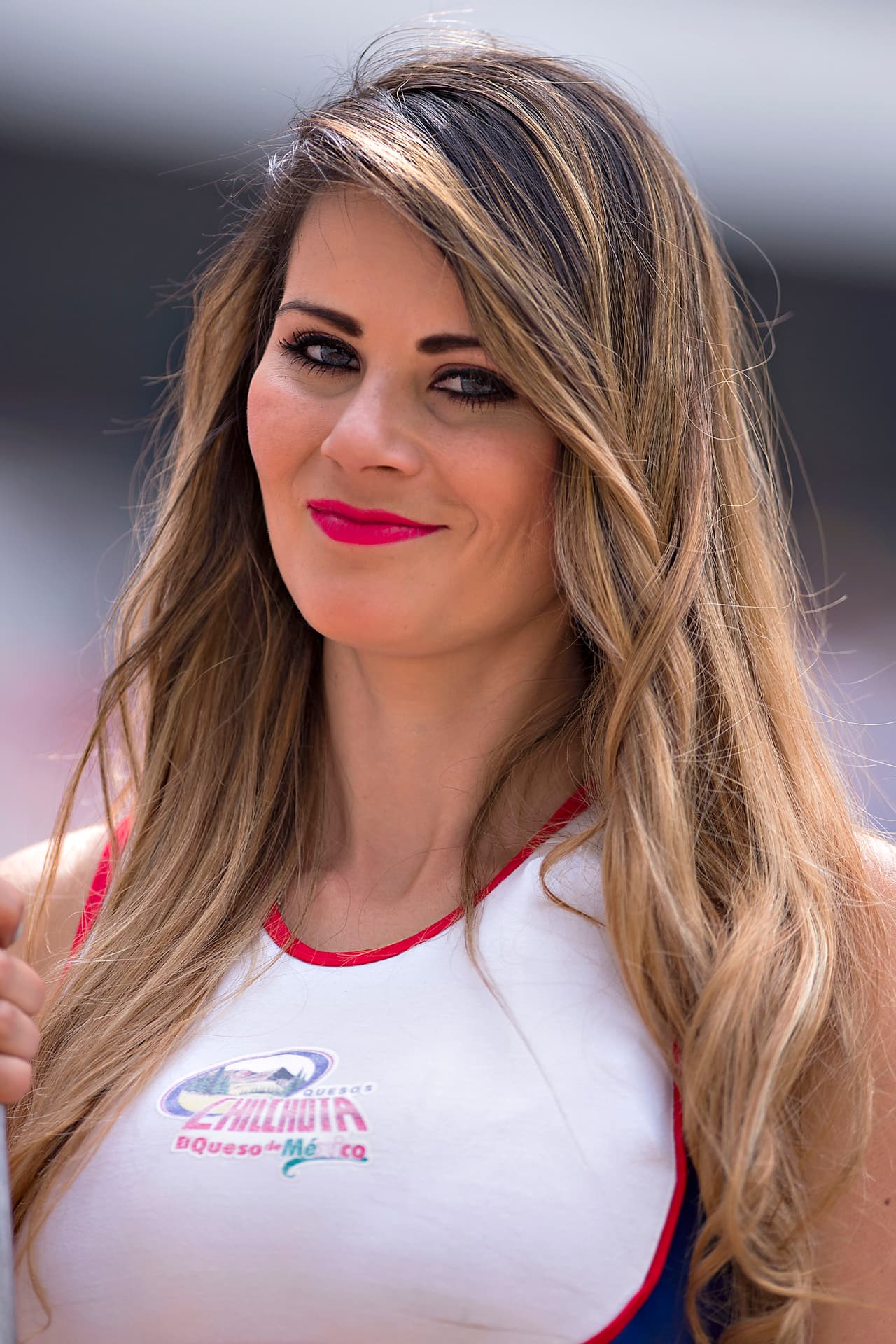 La belleza de las porristas en la fecha 16