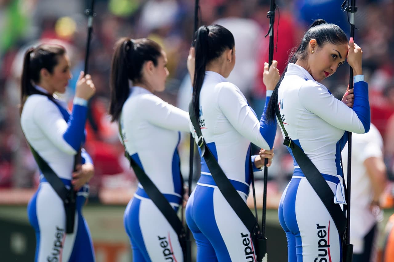 La belleza de las porristas en la fecha 16