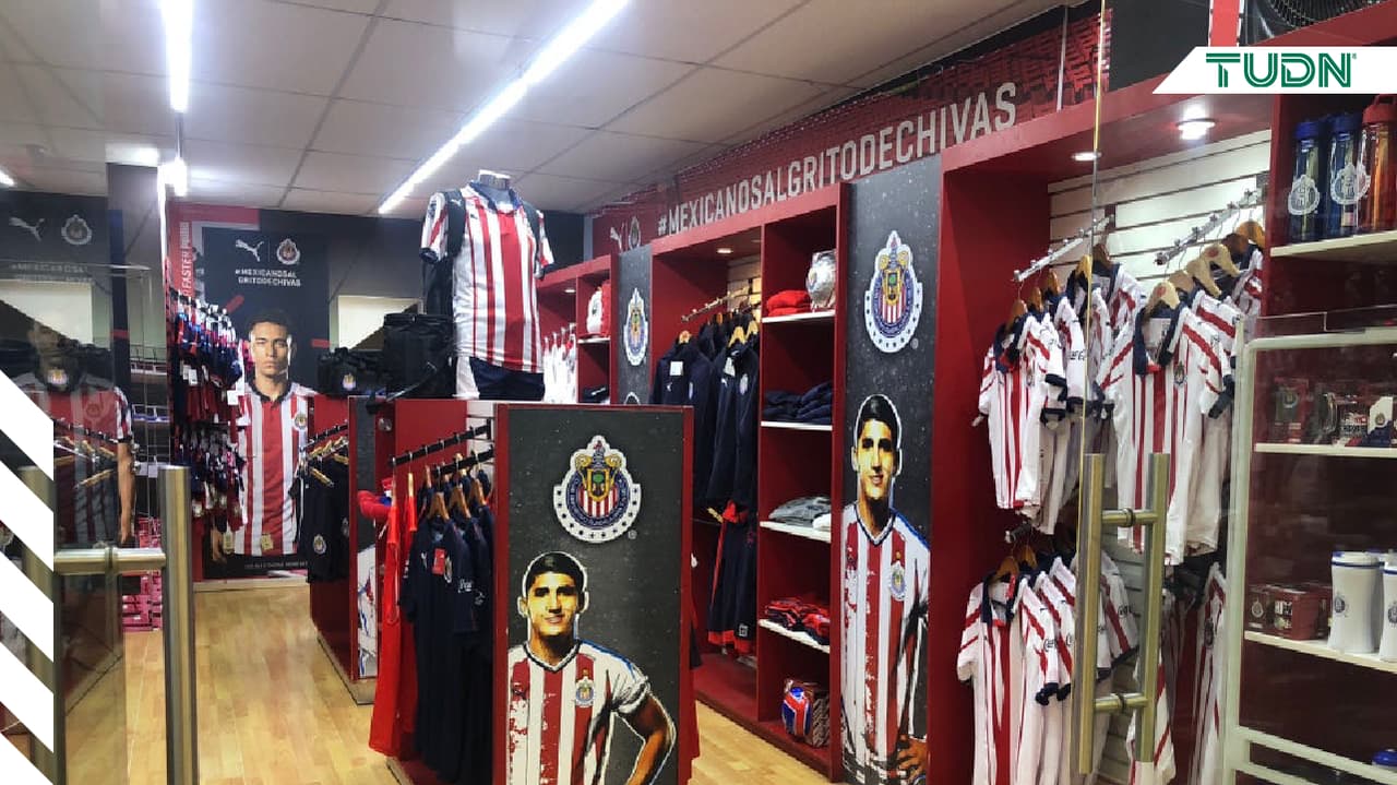 ¡Irreal! Tienda Chivas promociona productos del América