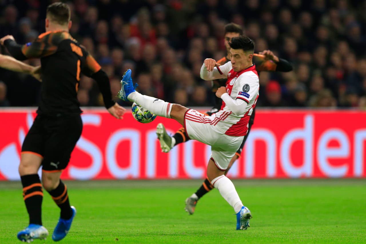 Con solitario gol de Rodrigo Moreno, el Valencia gana y manda al Ajax a la Europa League.