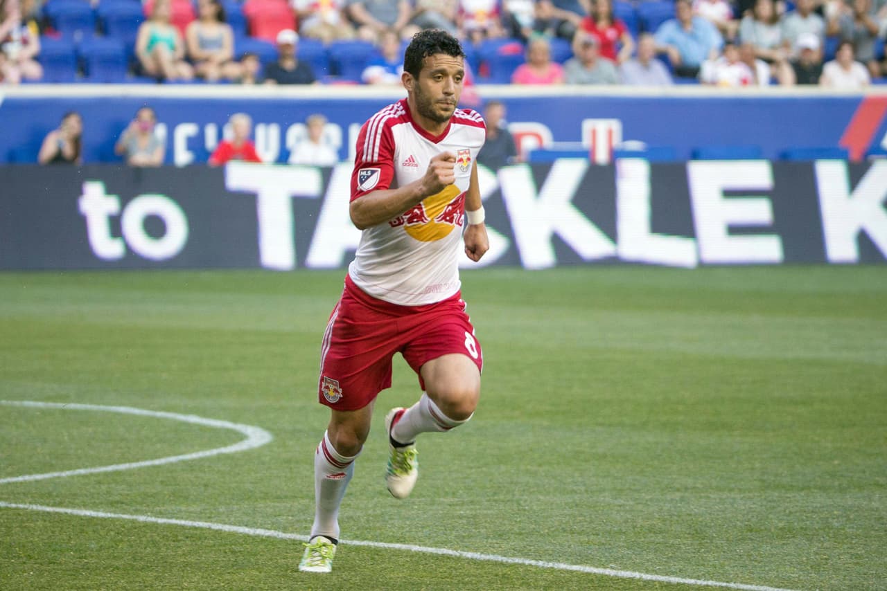 FELIPE (MED) | Con 83% de efectividad en sus pases, el brasileño fue una de las figuras de los New York Red Bulls.