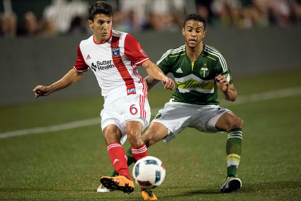 SHEA SALINAS (MED) | En el empate ante Orlando City SC, el volante de San Jose Earthquakes tuvo un partidazo. Anotó un gol y puso el otro, para el 2-2 final.