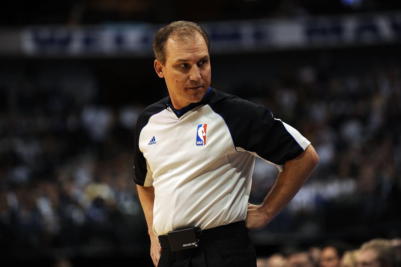 Fueron dos meses de negociaciones hasta que se fueron el huelga y la NBA tuvo que utilizar árbitros suplentes.