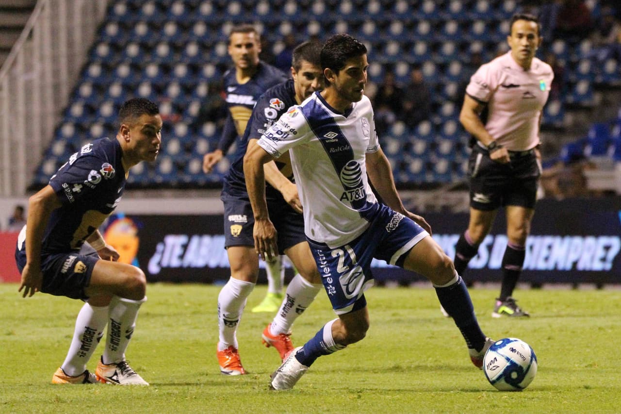 El Puebla se adelantó al minuto 60 con gol de Jorge Zarate, Pumas logró el tanto del empate al minuto 85 tras un gran disparo de Juan Iturbe.