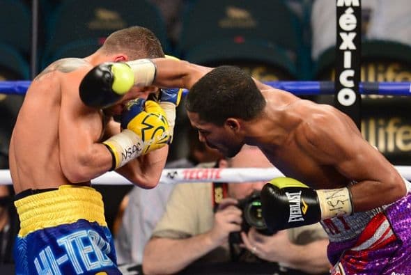 Gamalier intentó perforar la guardia de su enemigo, pero pocas veces lo pudo hacer.