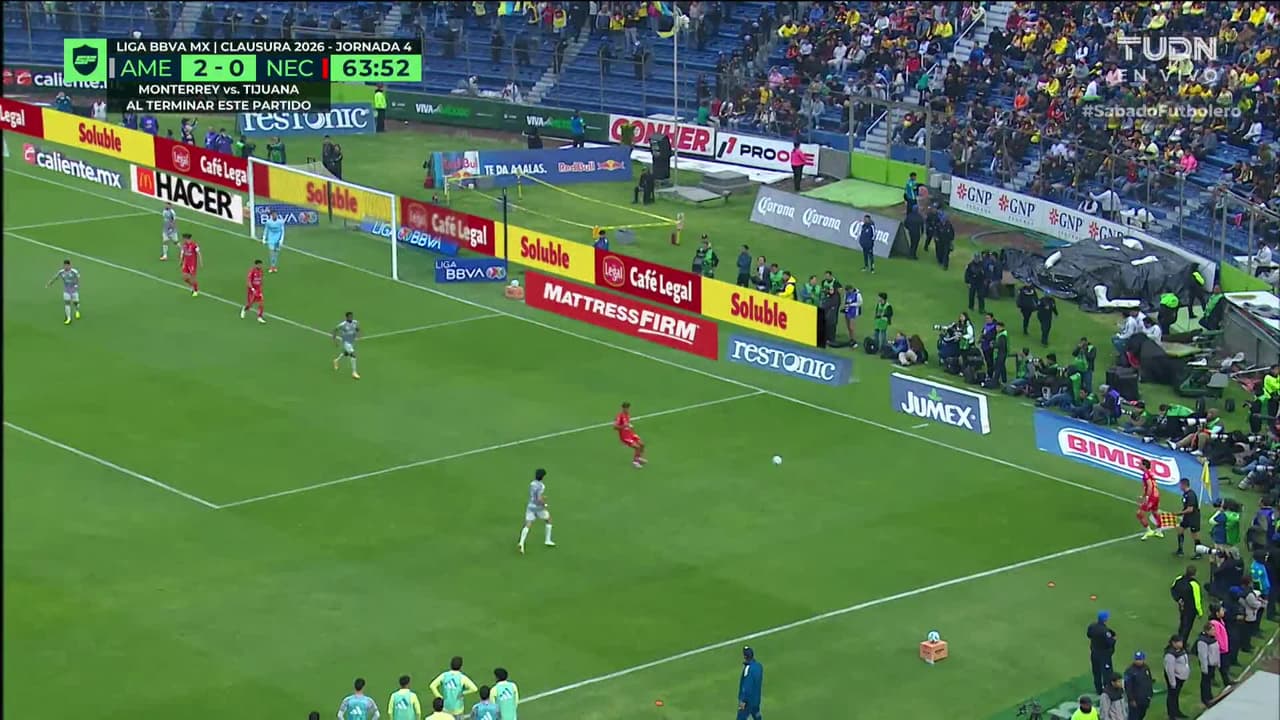 ¡TIRO ATAJADO! disparo por Henry Martín.