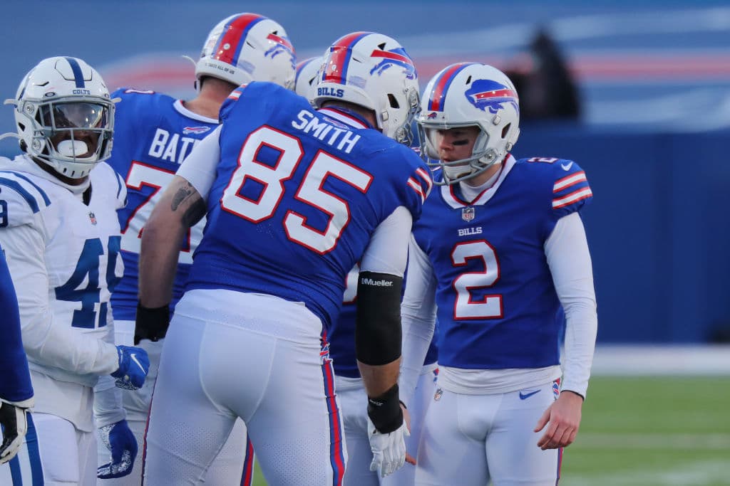 Es el primer triunfo de los Buffalo Bills en postemporada desde 1995. | Philip Rivers y los de Indianapolis estuvieron cerca de empatar el juego en los últimos minutos del dramático juego. Los Buffalo Bills dominaron el marcador todo el partido para finalizar 27-24.