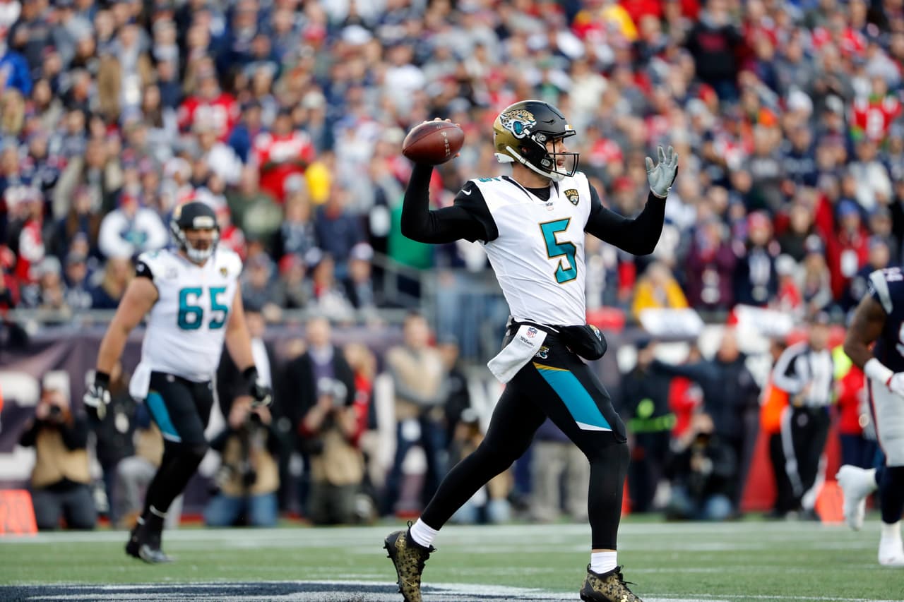 Jacksonville Jaguars quarterback Blake Bortles (5) throws against the New England Patriots during the first half of the AFC championship NFL football game, Sunday, Jan. 21, 2018, in Foxborough, Mass. (AP Photo/Winslow Townson)
