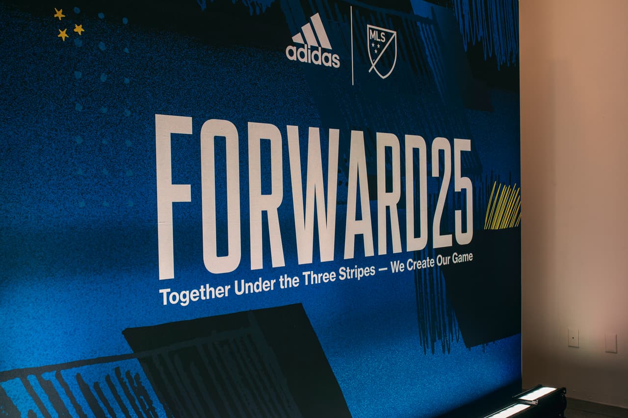 El evento -que formó parte de la Semana de la Moda de Nueva York- tuvo por nombre FORWARD25.