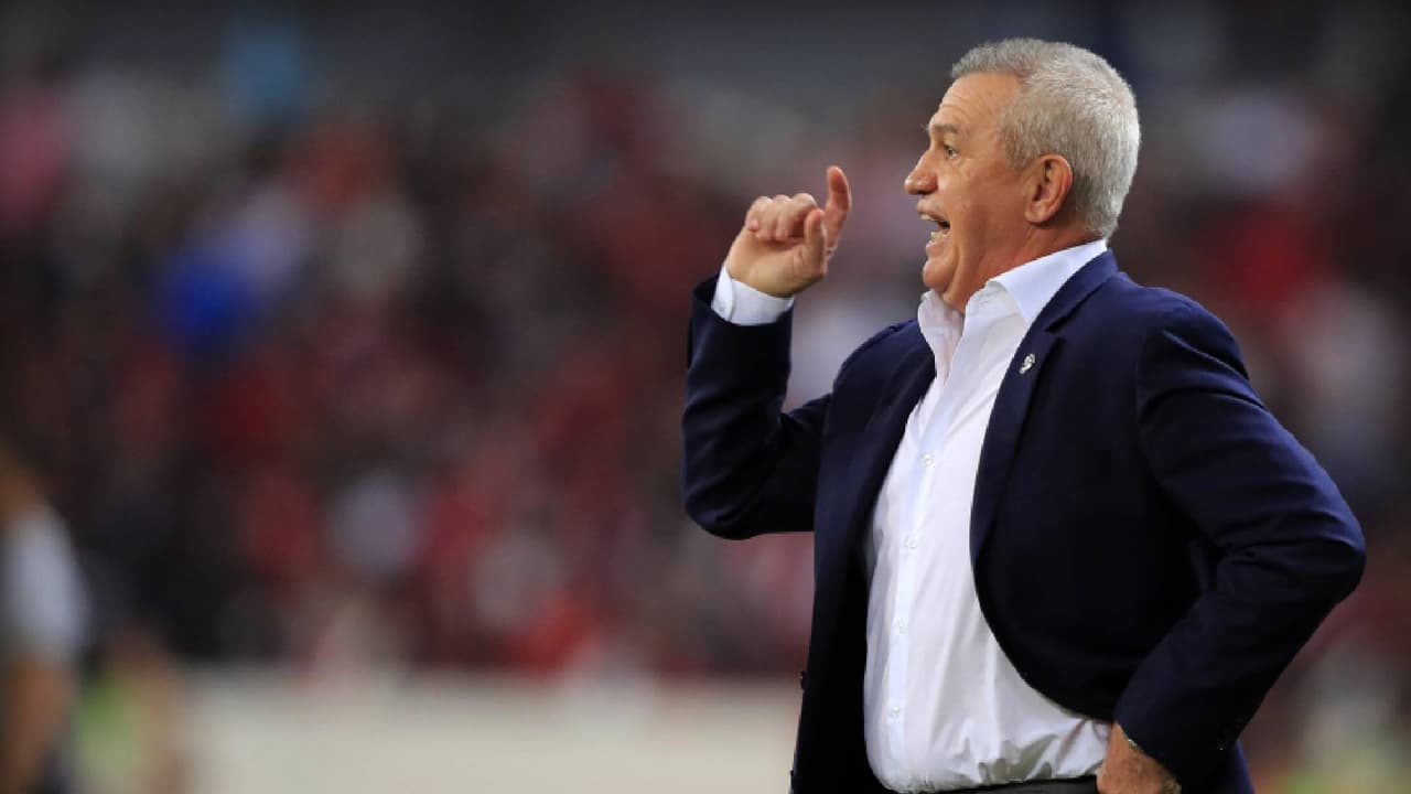 Directiva de Rayados 'leerá cartilla' a Javier Aguirre