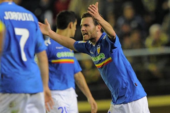 Algunos futbolistas como Juan Mata le pedían al plantel valencianista que reaccionaran.