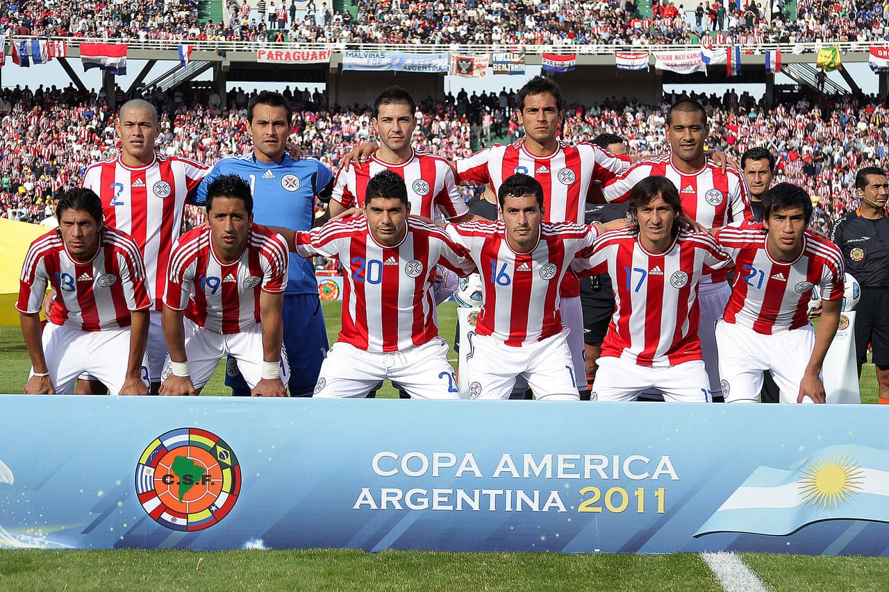 En la Copa América Argentina 2011, Paraguay de Gerardo 'Tata' Martino también alcanzó la final sin vencer a sus rivales. La fase de grupos la acabó con tres puntos producto de tres empates.