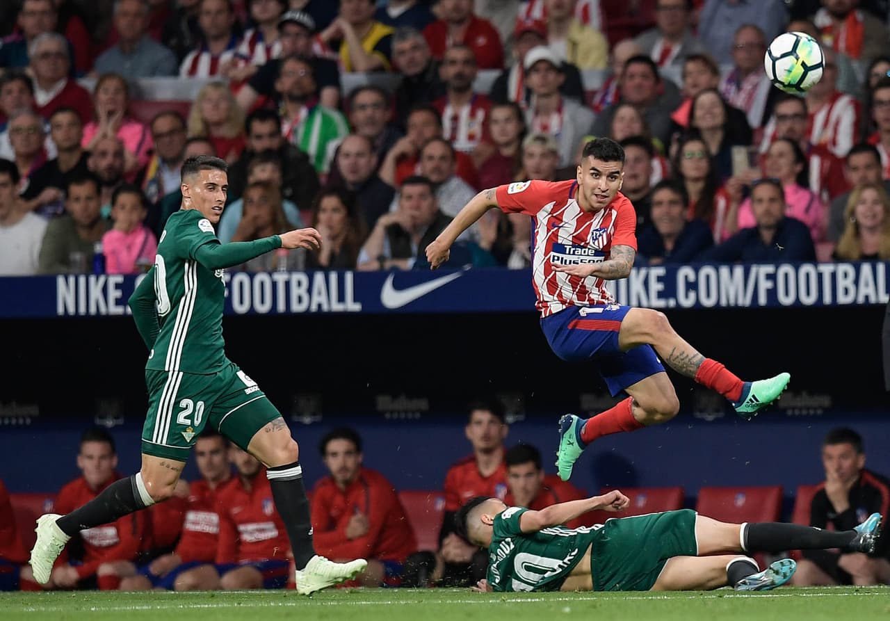 Ante 54,594 espectadores, Atlético de Madrid se quedó con las ganas de irse arriba, a pesar de su repetido ataque.