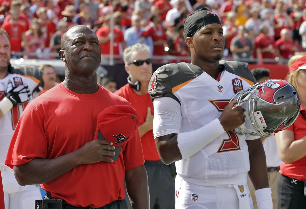 No te pierdas las mejores imágenes del duelo de la Semana 1, en el que los Tennessee derrotaron a domicilio a los Tampa Bay Buccaneers por 42-14.