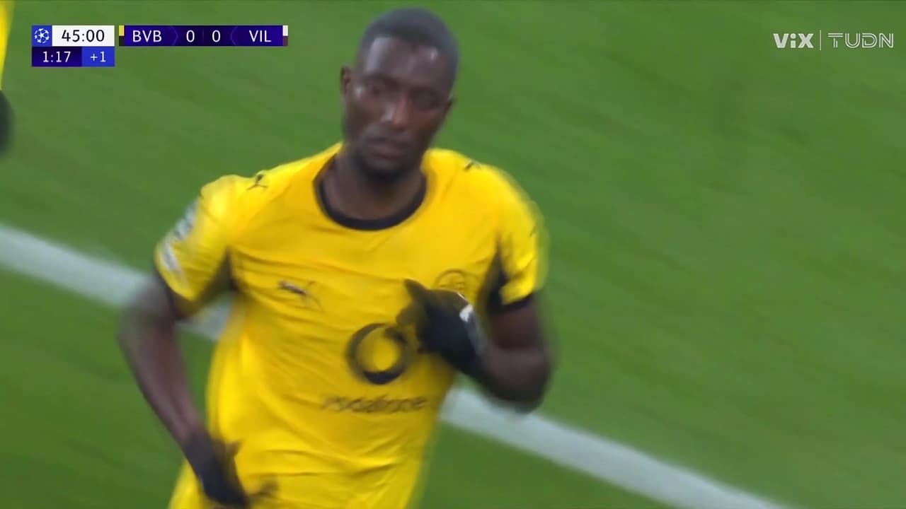 ¡Gol del Dortmund! Guirassy se encuentra el balón dentro del área y pone el 1-0